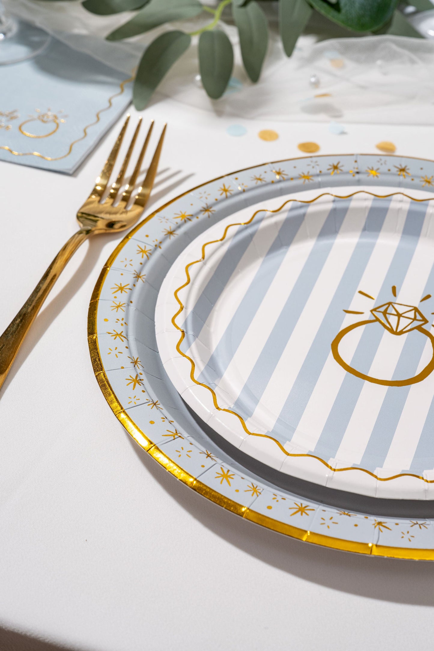 Happily Ever After Cake Plates (8 Pack)