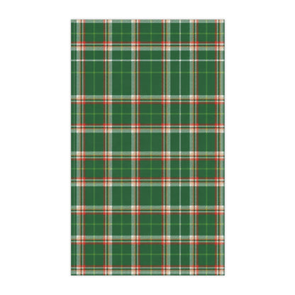 Green Plaid Tea Towel – Holiday Kitchen Decor, Classic Tartan Dish Towel