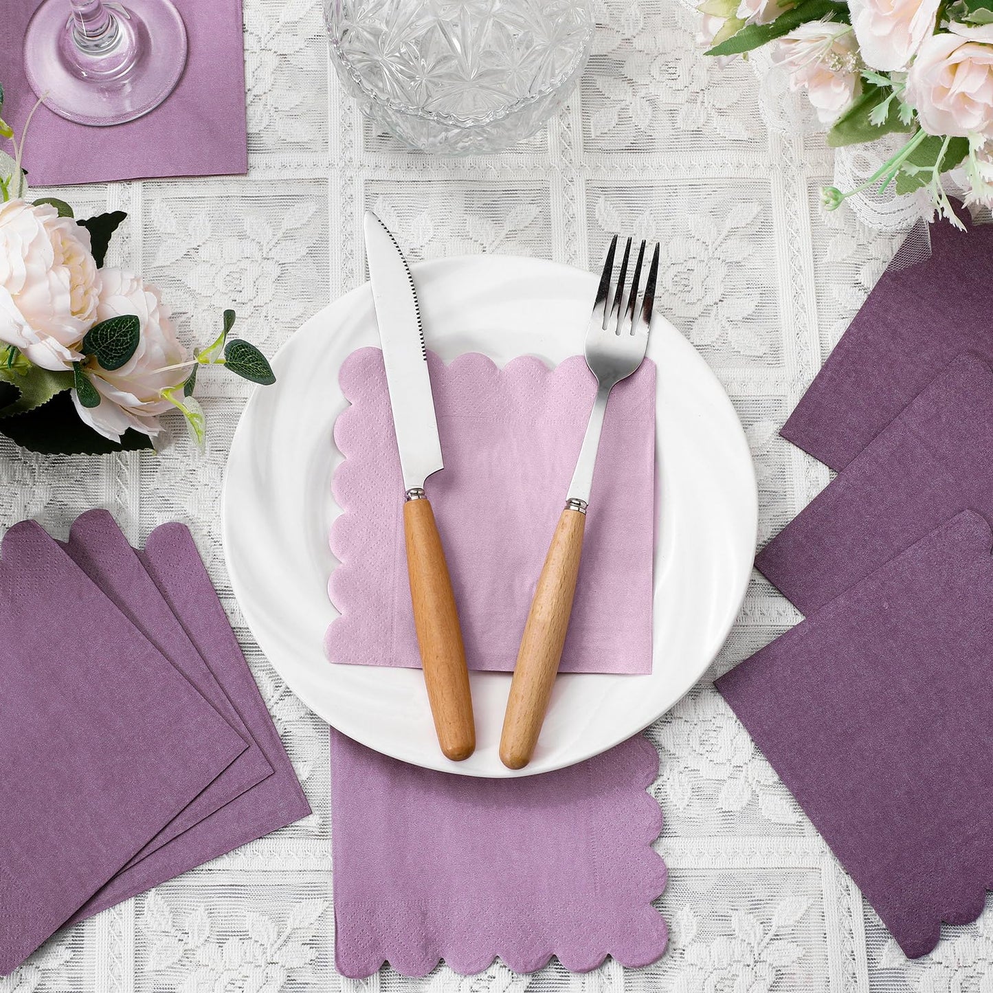 Zhanmai 100 Pack Cocktail Napkins 5 x 5 Inch Scalloped Napkins Beverage Napkins Gradient Color Paper Napkins with Scalloped Edges Thick Disposable Luncheon Napkins for Party Supplies (Purple)