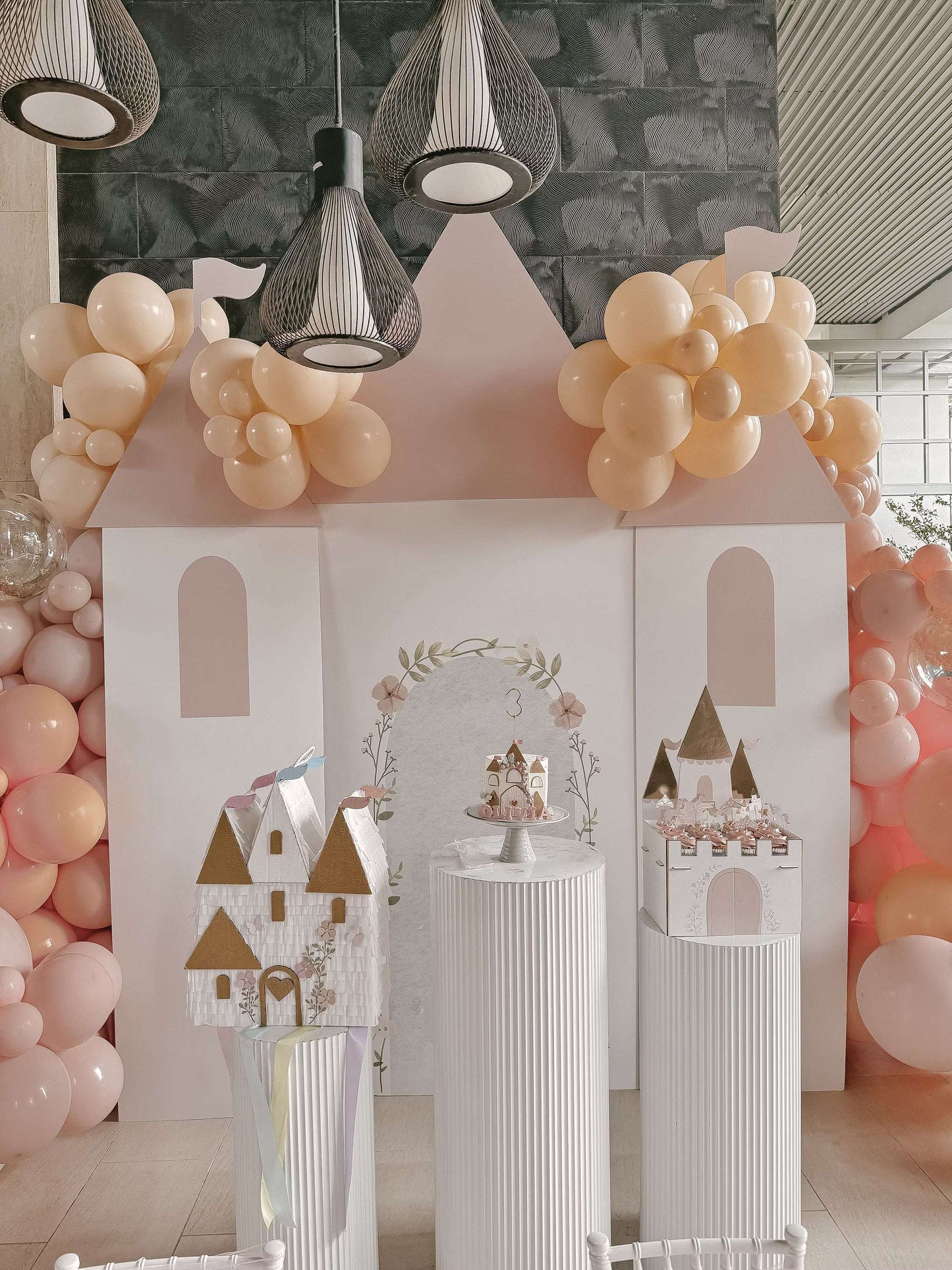 🏰 Enchanted Castle Piñata – Handmade Princess Party Decoration, Candy Holder