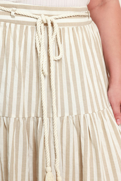 Hamptons Weekend Woven Maxi Skirt - Regular & Plus Size