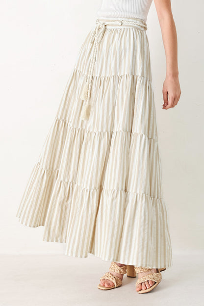 Hamptons Weekend Woven Maxi Skirt - Regular & Plus Size