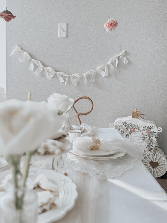 👑Regal Carriage Princess Piñata – Luxuriously Handcrafted for Fairy Tale Birthdays | Elegant & Customizable Party Centerpiece