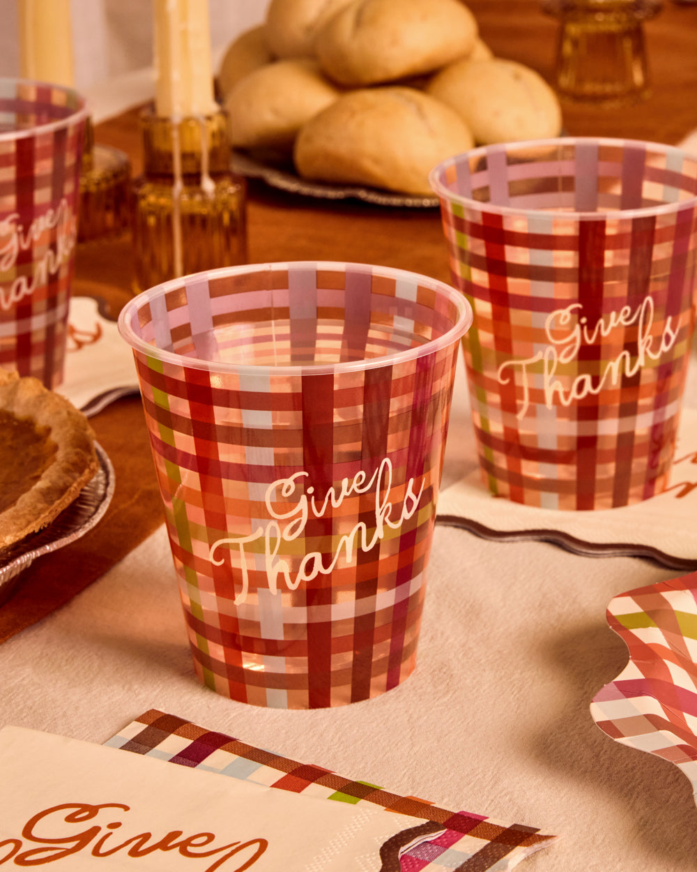 Give Thanks Plaid Reusable Plastic Fall Party Cups, 12 oz, 16 Count