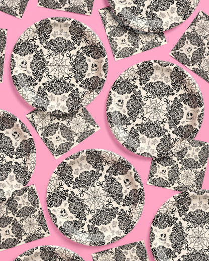 Romantic Horror Plates - 25 paper plates